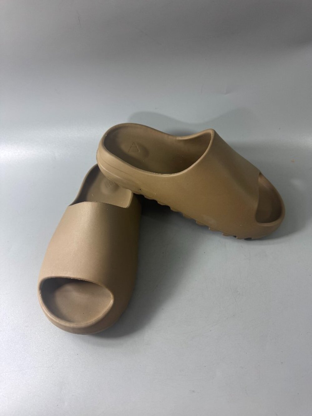 Adidas Yeezy Kids Yeezy "Ochre" slides, Size 39-40/US 7